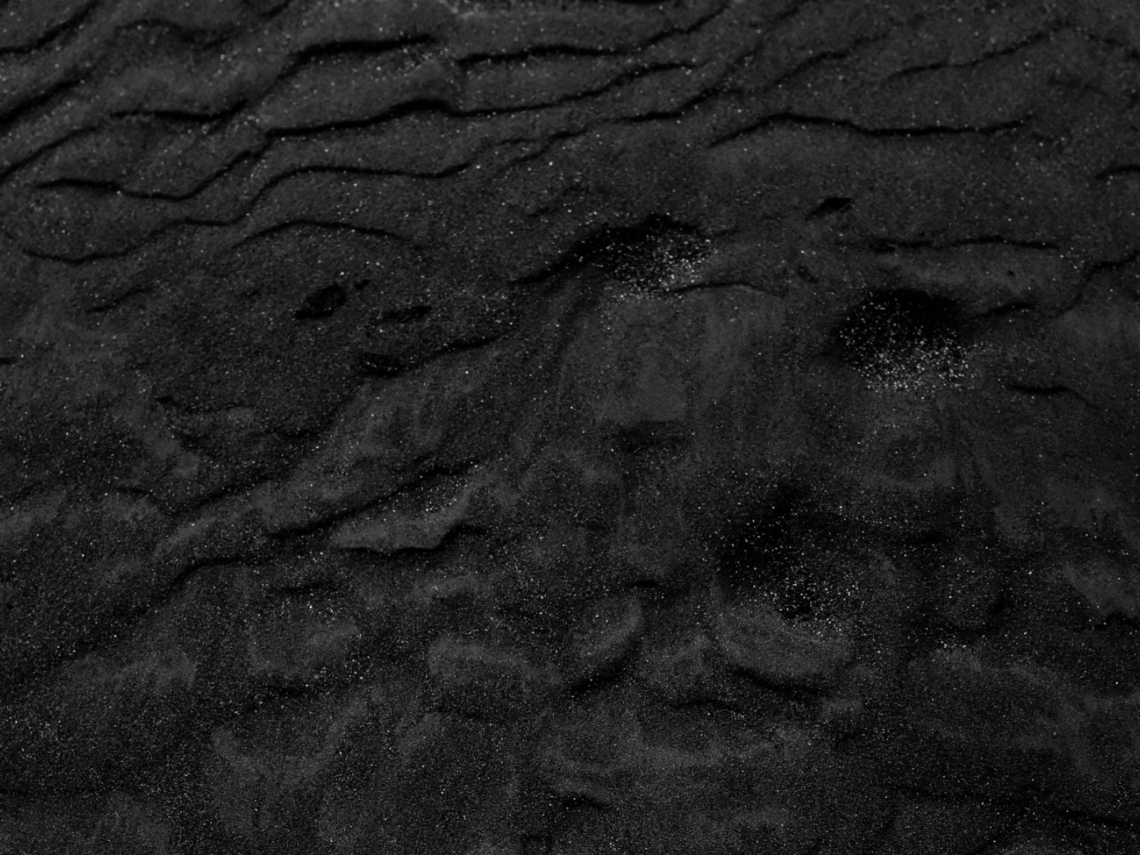 Black surface HD Wallpaper