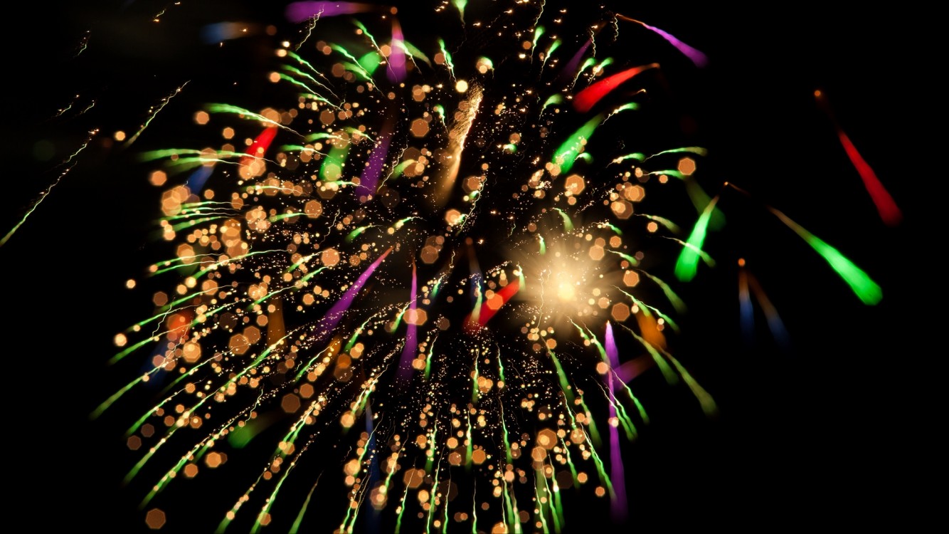 Colorful fireworks HD Wallpaper