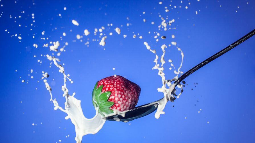 Milk With Strawberry Free Hd Wallpaper for Desktop and Mobiles