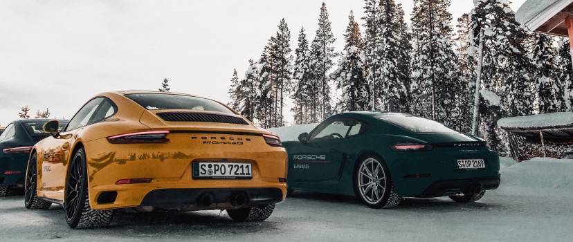 Porsche racing cars HD Wallpaper