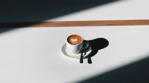 Shadow of a coffee cup HD Wallpaper