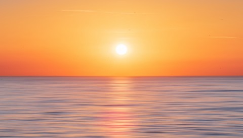 Sunset over the sea HD Wallpaper