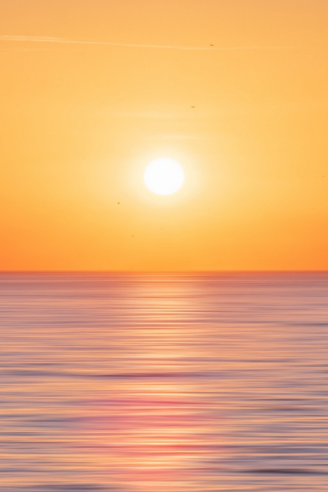 Sunset over the sea HD Wallpaper