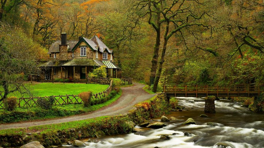 Beautiful house next to the river HD Wallpaper