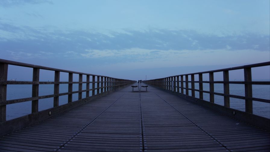 Chairs at the pier HD Wallpaper