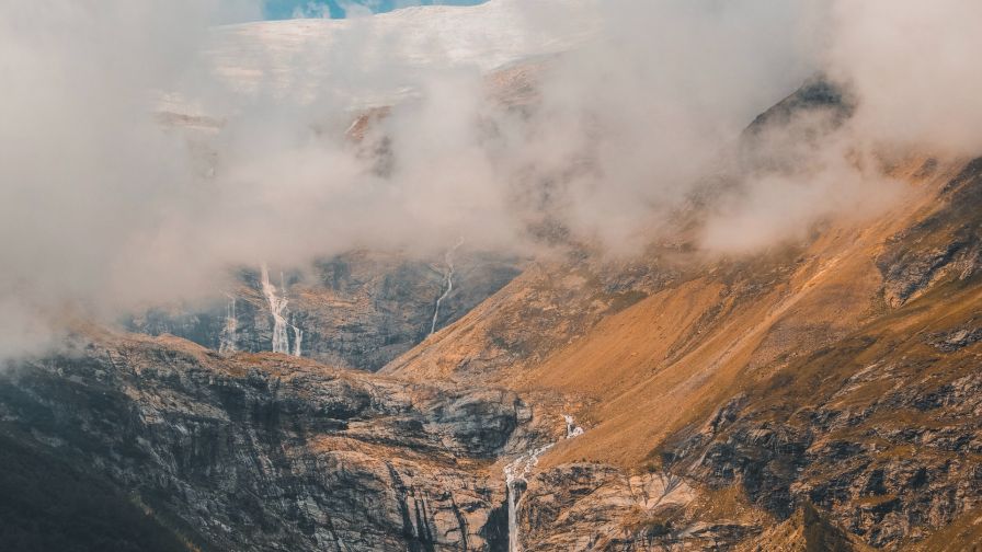 Fog over the mountains HD Wallpaper