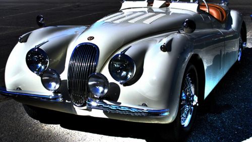 Jaguar XK120 Roadster HD Wallpaper