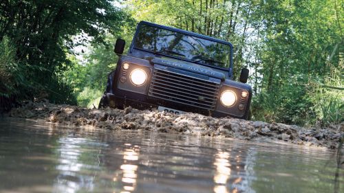 Land Rover Defender OFF-ROAD HD Wallpaper