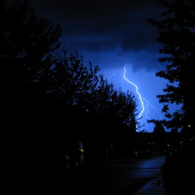 Lightning through the night HD Wallpaper