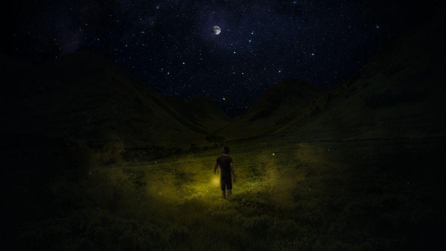 Man walking at the dark HD Wallpaper