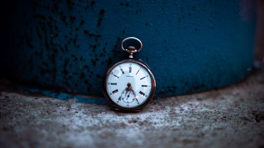 Pocket watch HD Wallpaper