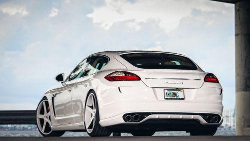 Porsche Panamera Car Hd Wallpaper for Desktop and Mobiles