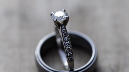 Wedding ring diamond HD Wallpaper