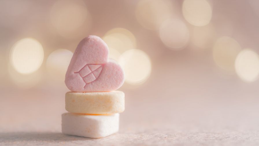 Yellow, and Pink Heart Marshmallows HD Wallpaper